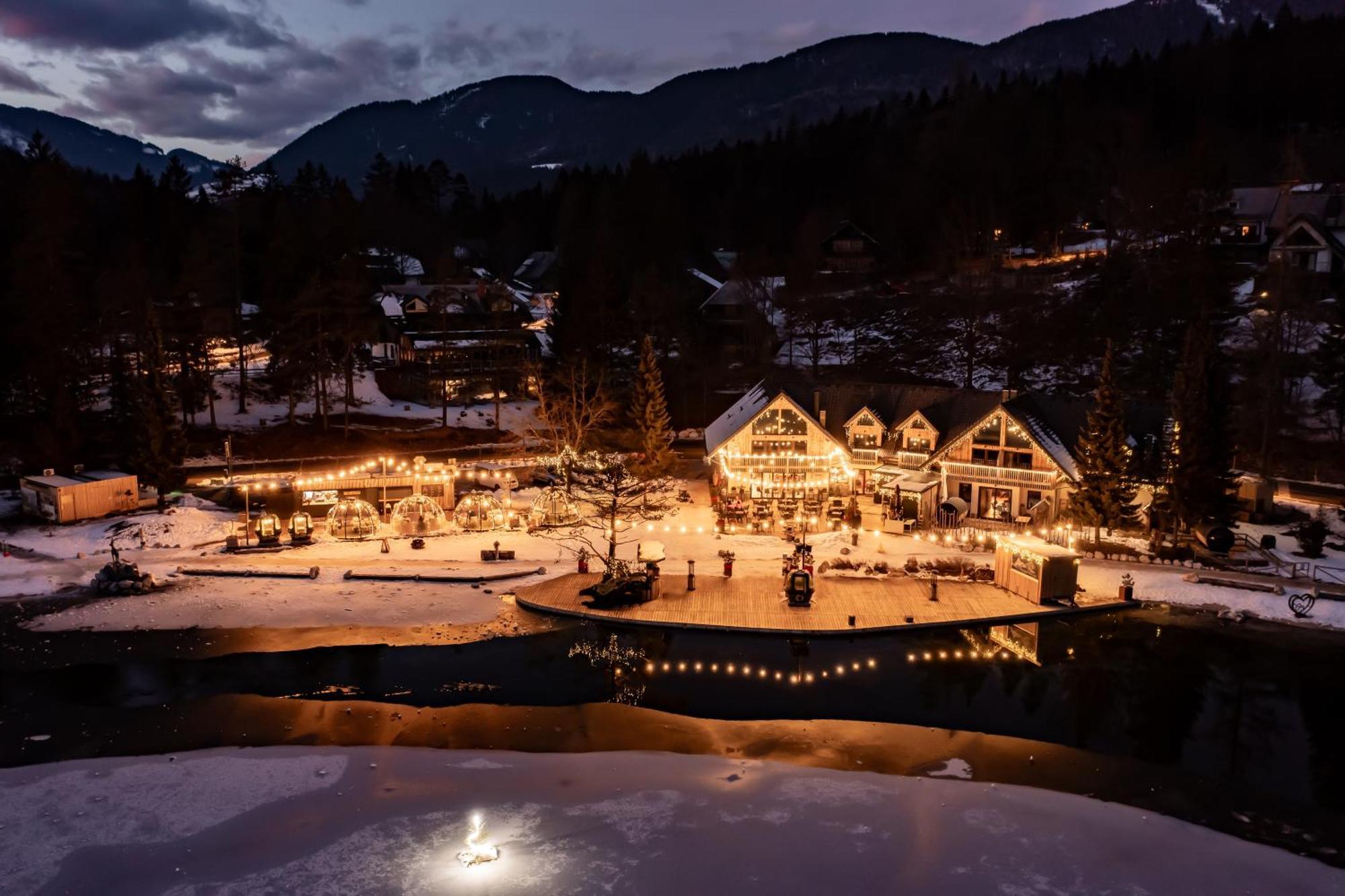 Jasna Chalet Resort كْرانْيِسكا غورا المظهر الخارجي الصورة